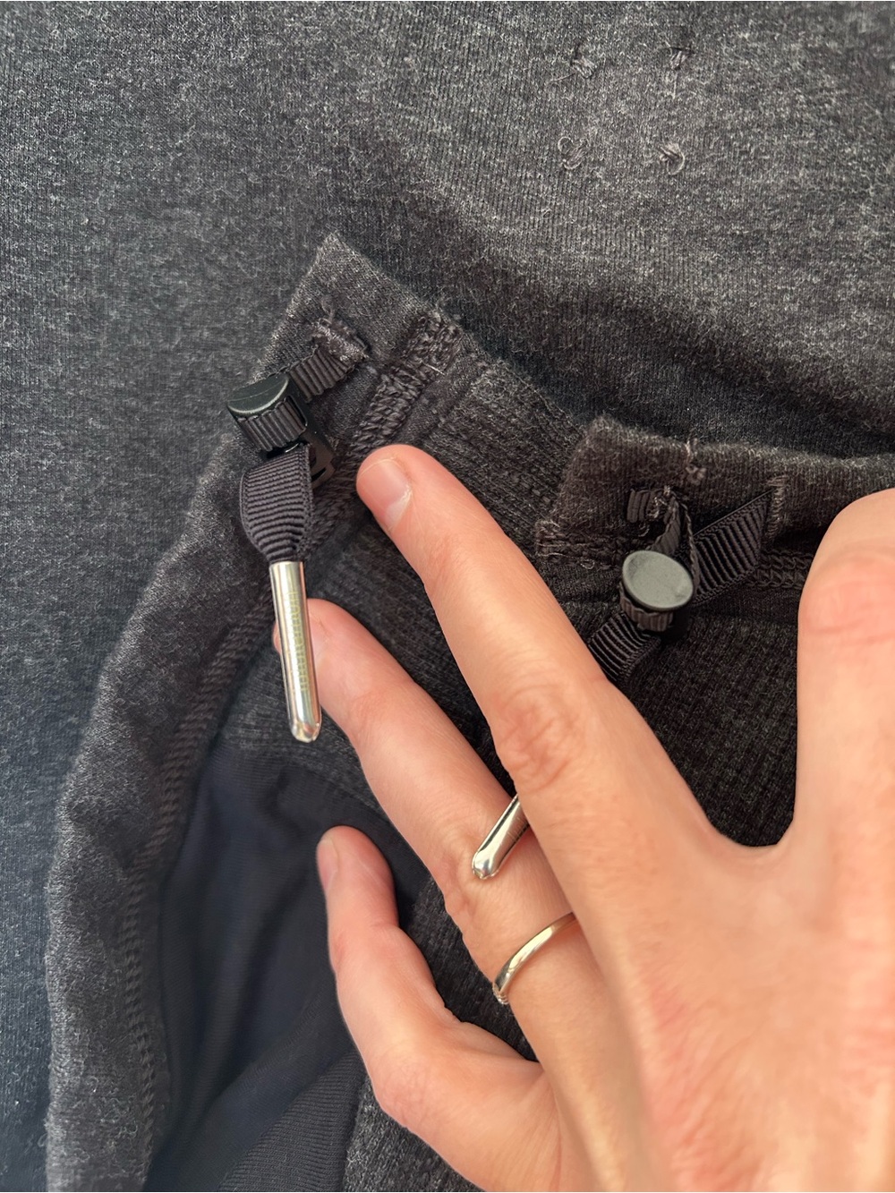 lululemon athletica Gratitude Wrap - Charcoal Grey NWT - Picture 8 of 11